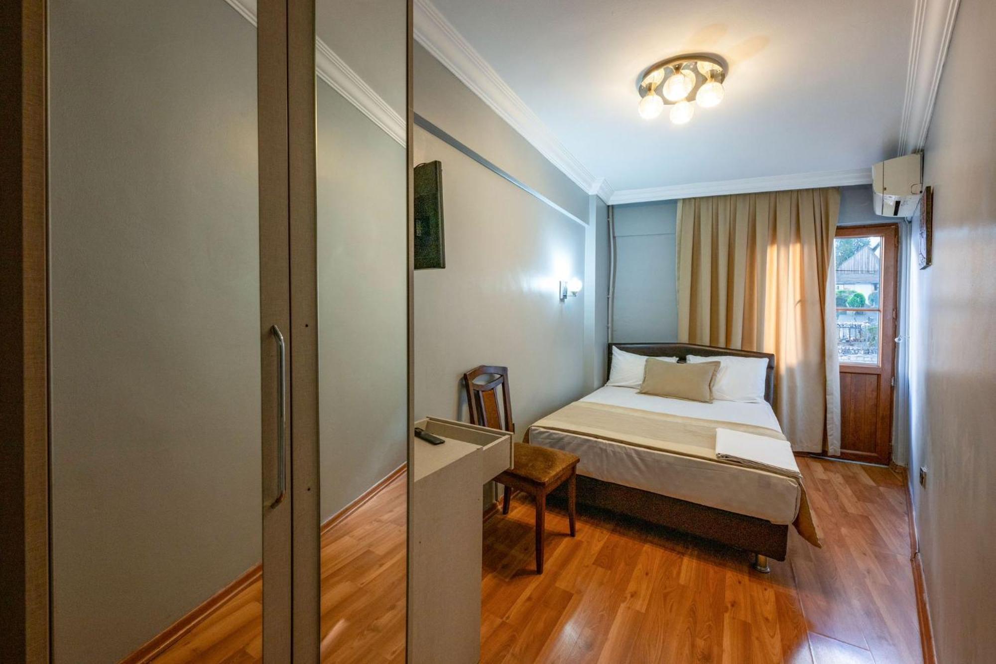 Saray Boutique Hotel Laleli Estambul Exterior foto